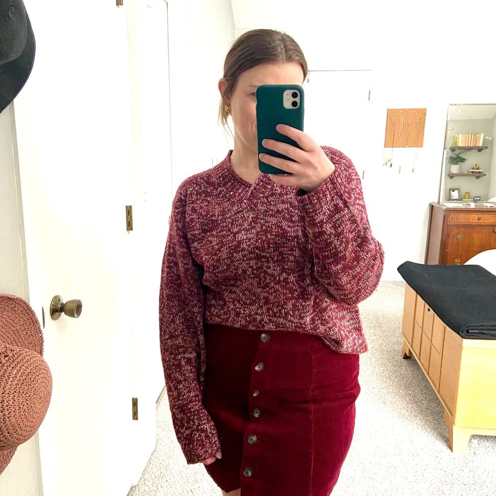 Vintage Red White V Neck Sweater XL